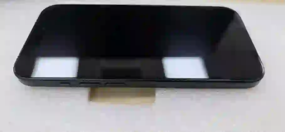 iPhone 15 128GB - Cũ trầy xước - Đen - ****V4DX2T - 5