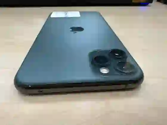 iPhone 11 Pro Max 512GB cũ xước cấn - ******AEN70Q - 6