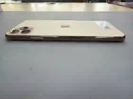 iPhone 11 Pro Max 256GB cũ trầy xước - *********593128 - 4