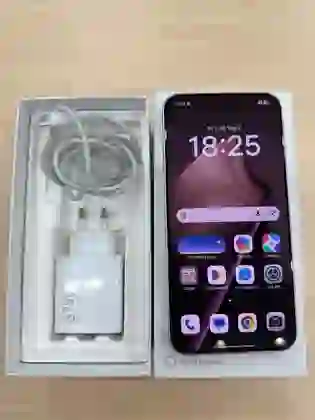 Xiaomi 15T 5G 12GB 512GB - Cũ trầy xước - Vàng - *********231102 - 1