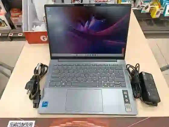 Lenovo IdeaPad Slim 3 14IRH10 83K0000AVN - Cũ trầy xước - ***5GWFRX - 1