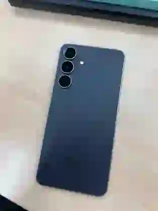 Samsung Galaxy S25 FE 5G 8GB 128GB - Đã kích hoạt - Đen - *********865331 - 3
