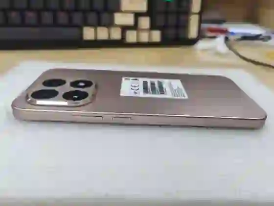 Xiaomi 15T 5G 12GB 512GB - Cũ đẹp - Vàng - *********814748 - 4