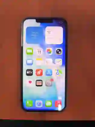 iPhone 13 256GB cũ trầy xước - *********746427 - 1