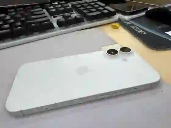 iPhone 16 256GB - Cũ xước cấn - Trắng - ****J2FFHR - 5