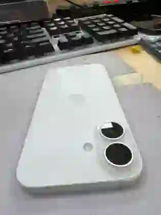 iPhone 16 256GB - Cũ xước cấn - Trắng - ****J2FFHR - 6