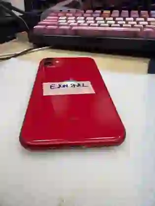 iPhone 11 64GB cũ trầy xước - ******E2N72L - 7