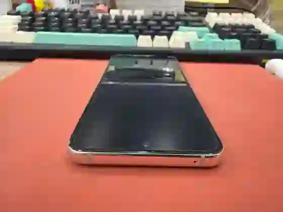 Samsung Galaxy Z Flip5 512GB - Cũ Đẹp-Kem - *********608463 - 6