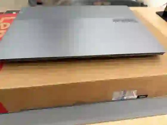 Laptop Lenovo ThinkBook 14 G9 AHP 21V0005NVN - Đã kích hoạt - Xám - **0NJVW1 - 8