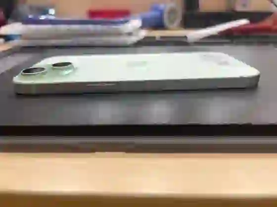 iPhone 15 128GB - Cũ Trầy Xước - Xanh Lá - ****4KC0H0 - 4