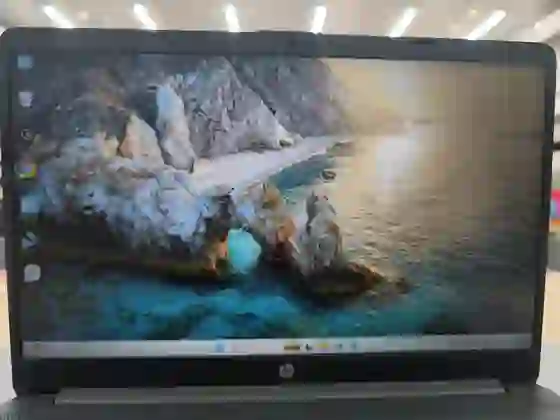 Laptop HP 250R G9 AX3D4AT - Đã kích hoạt - Bạc - ****350R2K - 1