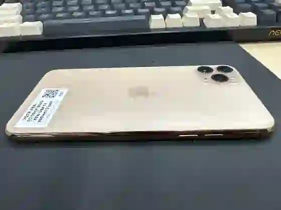 iPhone 11 Pro Max 64GB cũ trầy xước - *********296233 - 7