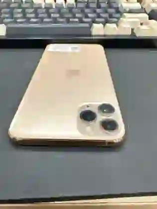 iPhone 11 Pro Max 64GB cũ trầy xước - *********296233 - 5