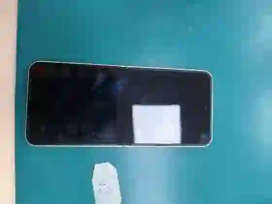 Samsung Galaxy Z Flip6 5G 256GB - Cũ trầy xước - Vàng - ***********101601 - 2