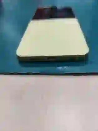 Samsung Galaxy Z Flip6 5G 256GB - Cũ trầy xước - Vàng - ***********101601 - 7