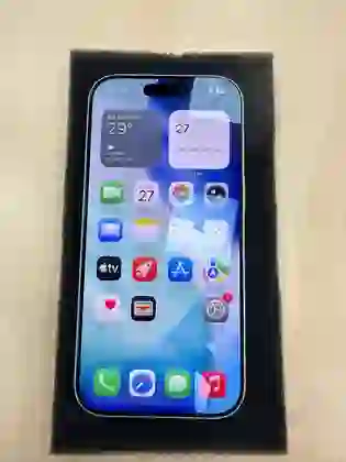 iPhone 17 256GB - Cũ trầy xước - Trắng - ****PVG2WX - 1