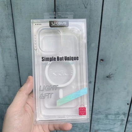 Ốp lưng iPhone 16 Pro Max Likgus Magsafe Trong Suốt 3