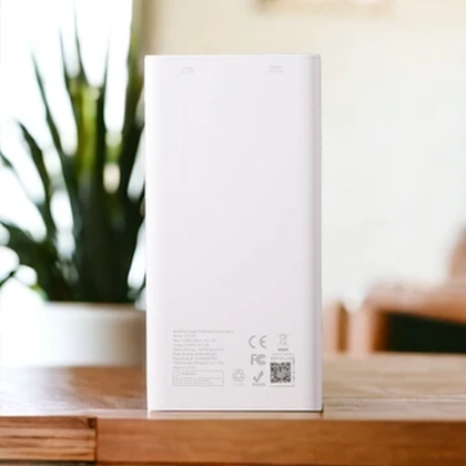 PIN DỰ PHÒNG PISEN MR WHITE DIGITAL 10.000MAH 4