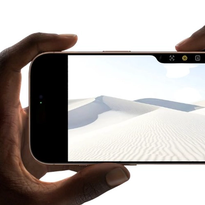 Apple iPhone 16 Plus dán chống va đập Zeelot Solidsleek cao cấp 2