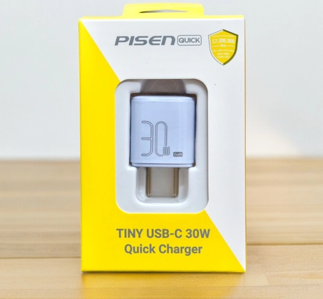 wp-content/uploads/images/products/243631/sac-pisen-quick-mr-white-tiny-usb-c-30w-17754678523783.png