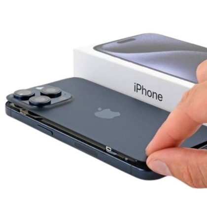 vỏ máy iPhone 15 Pro Max chính hãng Aries 1
