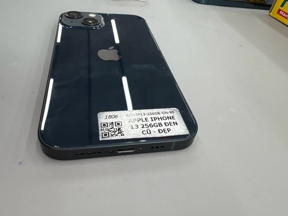 iPhone 13 256GB cũ đẹp - NQQVHY - 7