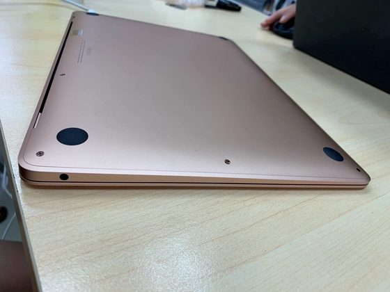 Apple MacBook Air M1 512GB 2020 - Cũ Trầy Xước -Vàng - PUQ6LD - 6