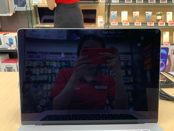 Macbook Air M3 15 inch 8CPU 10GPU 16GB 512GB 2024 - Cũ trầy xước - Bạc - K4JTV5 - 3