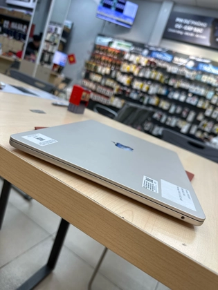 APPLE MACBOOK AIR 15 M2 8CPU 10GPU 8GB 256GB 2023 TRẮNG VÀNG SẠC 70W (Z18R00043) CŨ - ĐẸP - YDX0WY - 6