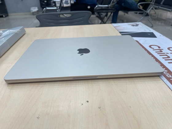 Macbook Air M3 15 inch 8CPU 10GPU 8GB 256GB 2024 - Cũ đẹp - Trắng Vàng - P72G7Q - 4