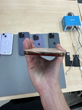 iPhone 11 Pro Max 256GB cũ đẹp - 78N70K - 7