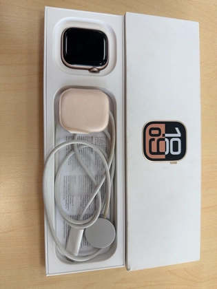 Apple Watch Series 10 42mm (GPS) Size S/M - Đã kích hoạt - LFPMX9 - 1