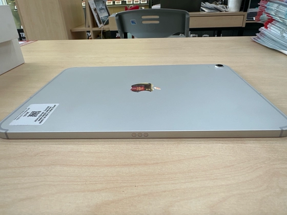 IPad A16 (Gen11) 5G 2025 128GB - Cũ đẹp - Bạc - 4RH2T0 - 5