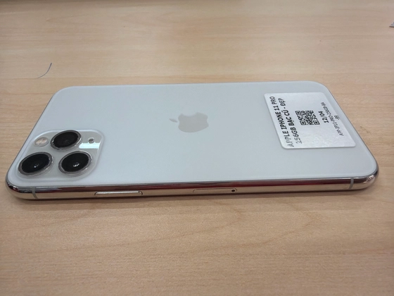 iPhone 11 Pro 256GB cũ đẹp - UFN6Y7 - 5