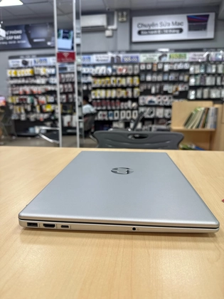 Laptop HP 15-FD0083TU 8D736PA - Đã kích hoạt - Bạc - 3364SG - 8