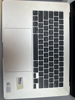 Macbook Air M2 15 inch 8CPU 10GPU 8GB 256GB 2023 - Trắng Vàng - Cũ trầy xước - QW4YFP - 3