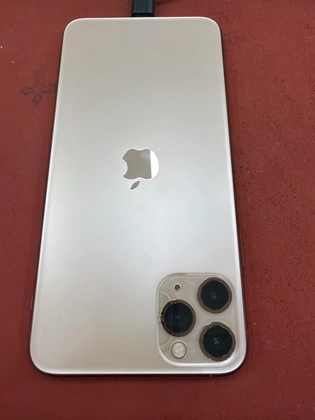 iPhone 11 Pro Max 256GB cũ xước cấn - NLN70K - 6