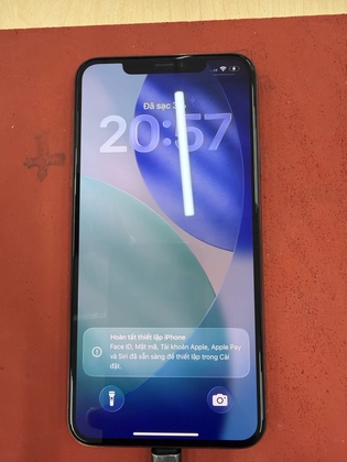 iPhone 11 Pro Max 256GB cũ xước cấn - NLN70K - 1