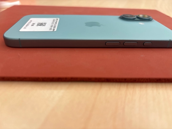 iPhone 16 256GB - Cũ trầy xước - Xanh lá - TXFWK5 - 4
