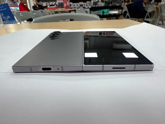 Samsung Galaxy Z Fold6 5G 256GB - Cũ xước cấn - Xám - 443907 - 7