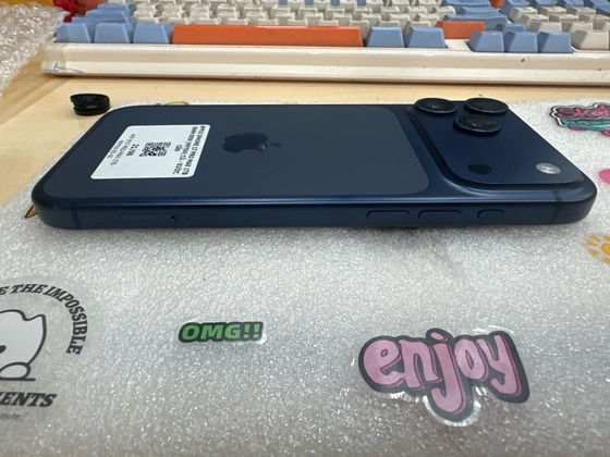 iPhone 17 Pro Max 1TB - Cũ xước cấn - Xanh Đen - 1Y02GD - 4