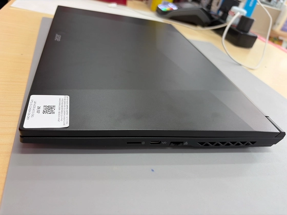 Laptop Acer Gaming Aspire 7 A715-59G-57TU NH.QX6SV.001 - Đã kích hoạt - 450X15 - 6