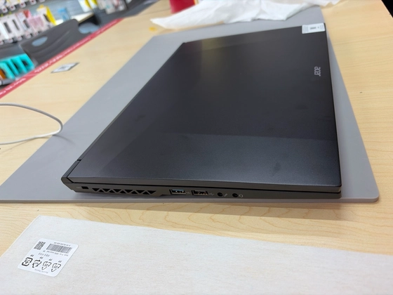 Laptop Acer Gaming Aspire 7 A715-59G-57TU NH.QX6SV.001 - Đã kích hoạt - 450X15 - 7