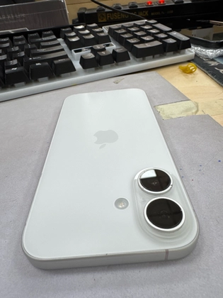 iPhone 16 256GB - Cũ xước cấn - Trắng - J2FFHR - 6