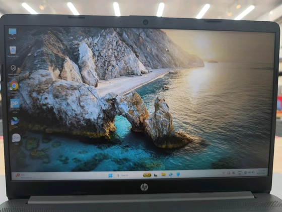 Laptop HP 250R G9 AX3D4AT - Đã kích hoạt - Bạc - 350R2K - 1