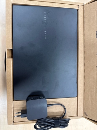 Laptop ASUS Vivobook S14 S5406SA-PP168WS - Đã kích hoạt - Đen - 754365 - 1