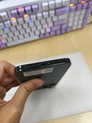 iPhone 13 Pro Max 128GB cũ trầy xước - TRW06T - 7
