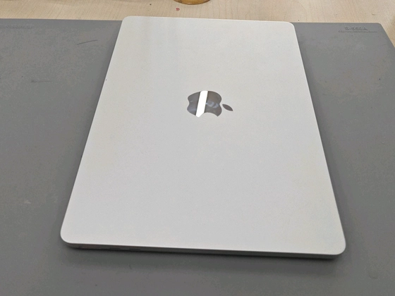 Macbook Air 13 inch M4 10CPU 10GPU 16GB 512GB 2025 Sạc 70W - Cũ đẹp - 567CD7 - 7