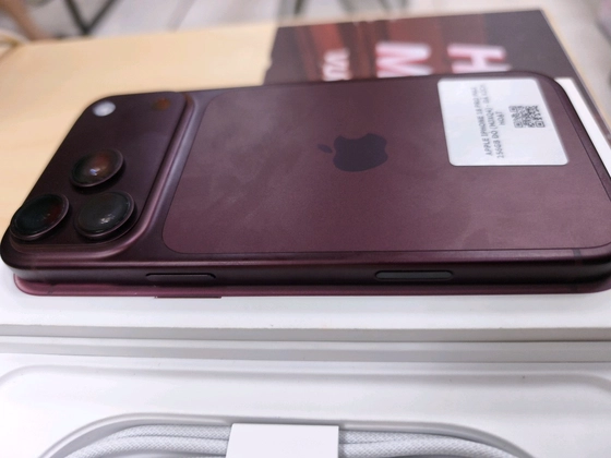 iPhone 18 Pro Max 256GB - Đã kích hoạt - đỏ burgundy - M6D6W0 - 7
